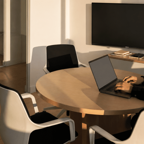 Huddle room 3